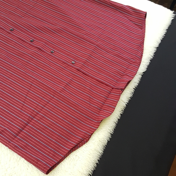 Roundtree & Yorke Silky Finish Stripe Dress Shirt - Picture 12 of 12